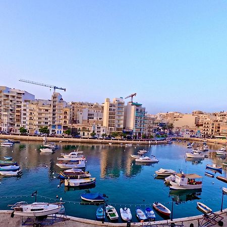 Modern Apartment In St Julian'S Malta, With Breathtaking Views Of Spinola Bay سانت جوليان المظهر الخارجي الصورة